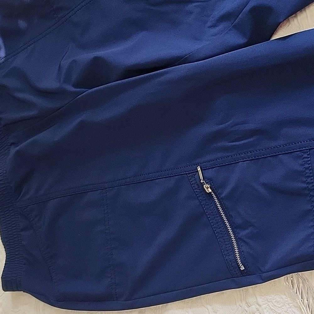 Chicos Zenergy pants